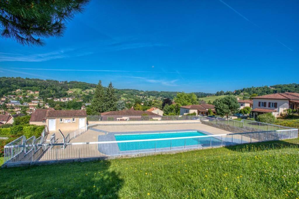 Sarlat - 24 - L'Appartement D'Euphe Avec Piscine Екстериор снимка